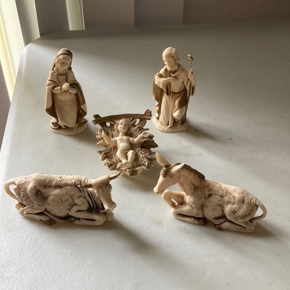 Depose Italy 5 Piece Nativity Set - Picture 1 of 10